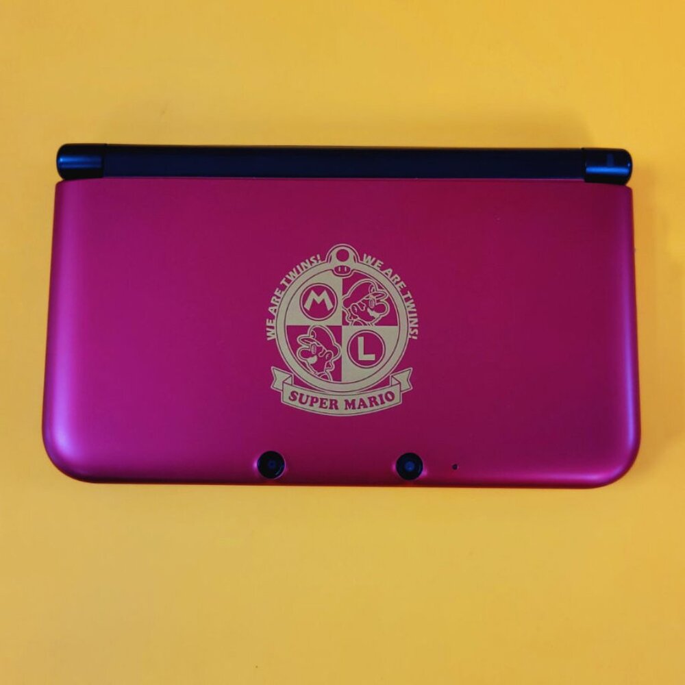 Super Mario Bros Nintendo 3DS XL + 128GB Full Included - Lots of Games (2000+)